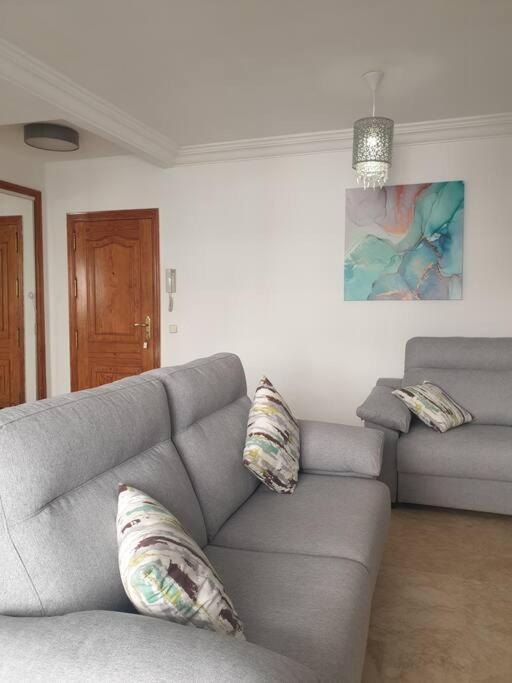 Estepona Port Beachside Apartment - Marina Bay Bagian luar foto